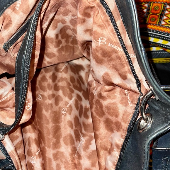 B Makowsky Leather Shoulder Bag - Picture 10 of 12